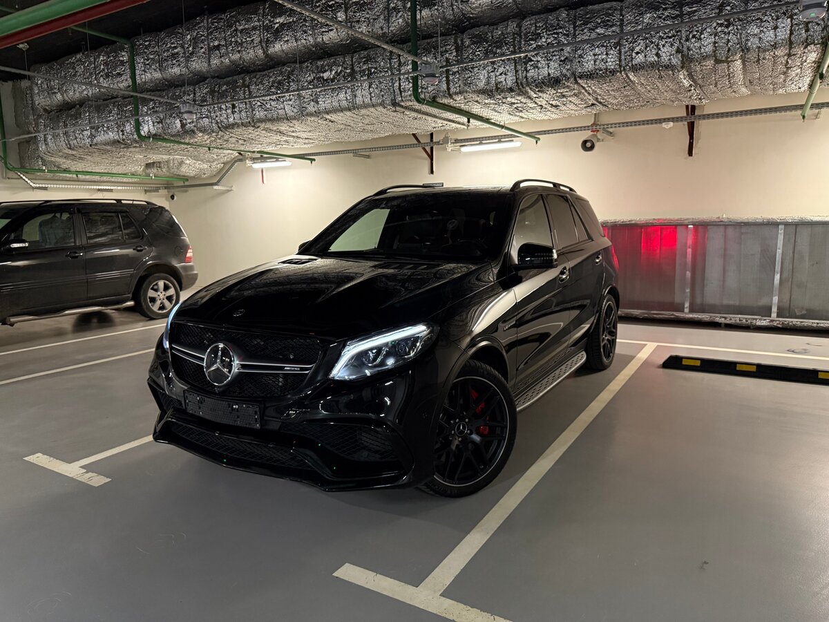 Елена, Mercedes GLE